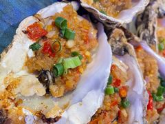 烤蒜茸中蚝-千岛蚝高压锅生蚝·人参火锅(白云万达店)