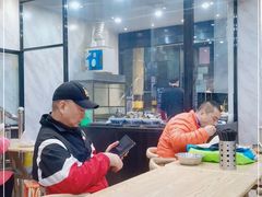 -白翔甜食店