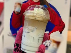 蓝丝绒飒雪拿铁-瑞幸咖啡(番禺永旺梦乐城店)