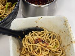 -一品郑记重庆牛肉米线馆(东泰路店)