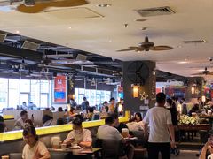 -大头虾越式风味餐厅(光明广场店)