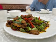农家小炒肉-桦立酒家(宜山路店)