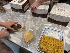 -玛尔哈巴·塔塔尔糕点(华侨小区店)