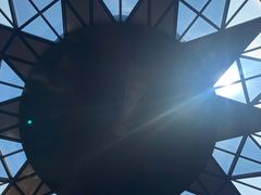 -上海滴水湖皇冠假日酒店