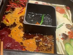 -洞子口重庆鲜货火锅(楚翘城旗舰店)