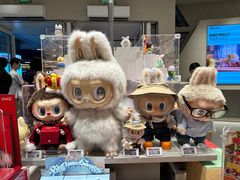 -泡泡玛特POPMART (北京超极合生汇店)