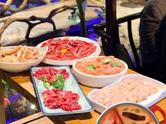 -城墙拐拐火锅(三峡广场黑金冠店)