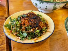-拈签一笑黄牛肉辣卤串串