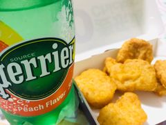 -全家便利店(江湾镇站店)