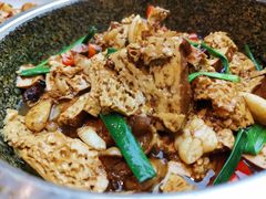 -有红鸡毛店·川菜(建设路店)