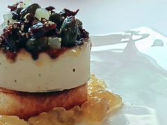 法式鹅肝酱酸樱桃和糖衣开心果-Jean Georges