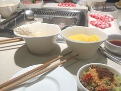 -海底捞火锅鲜切牛肉主题店(长寿路店)