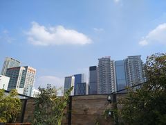 -拖板鞋咖啡旅行酒店(春熙路地铁站店)