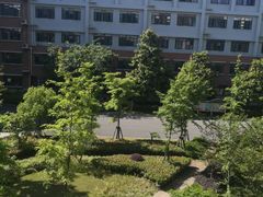 -上海市黄浦区教育学院附属中山学校
