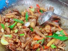 -富正毅三下锅·湘西韵味(天门山索道店)