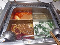 -海底捞火锅(世界城广场店)