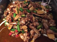 干锅牛蛙-味上湘菜馆(岳麓山店)