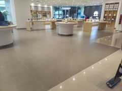 -华为授权体验店(中山公园来福士)