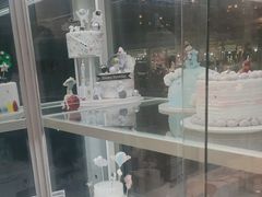 -焙丽拾光(麦凯乐直营店)