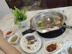-粤潮牛肉火锅店(江南大道店)