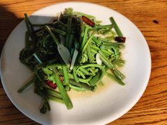 -蜗牛的家旅行主题云南菜餐厅.小酒馆(护国寺店)