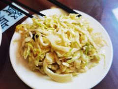 甜辣白菜-新川面馆(新街口二店)