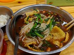 柳州螺蛳粉-柳州肥姨妈大骨螺蛳粉(曹路店)