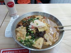 碎肉螺蛳粉-白妈螺蛳粉(白云万达店)