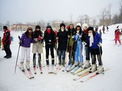 -亚布力新体委滑雪场