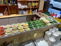 自助调料区-李记称盘牛杂串串(广厦店)
