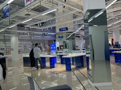 -优购镜仓(黄岛吾悦店)