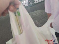 -赵一鸣零食(佛山乐平镇华盛广场店)