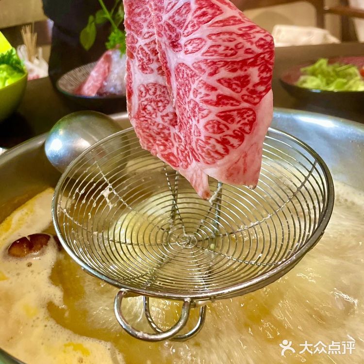 火锅届“爱马仕”, 用波士顿龙虾做锅底!