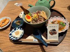 -啢啢茶寮(芳华横街店)