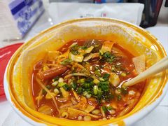 -成都你六姐·牛肉冒菜(城市集市合生汇店)