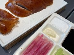 酥不腻烤鸭-小大董·烤鸭(观景餐厅·南京西路店)