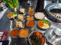 -哈哈碳都·牛肋条无限自助烤肉(宝龙店)