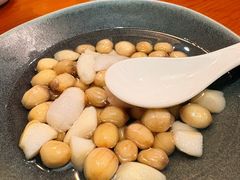 -莲餐厅·湖北菜·潜江小龙虾店(愚园路店)
