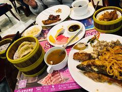 -宝亨达国际大酒店玫瑰金自助餐厅