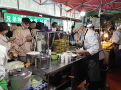 自助取餐区-清真老马家国华牛奶鸡蛋醪糟(正宁路店)