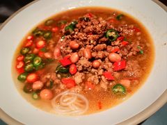 双椒米线-八月美食小馆(银泰城总店)