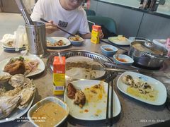 -金滏山烤肉·海鲜·火锅自助餐厅(襄阳万达店)