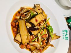 -费大厨辣椒炒肉(万家丽一店)