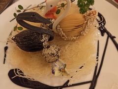 天鹅酥-酌宴府The China Club·广州万富希尔顿酒店(云城东路店)