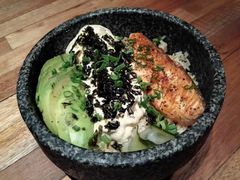 牛油果配三文鱼饭-ATLAS COFFEE(雅居乐中心店)