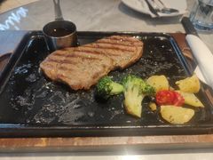 -必胜客(东大桥店)