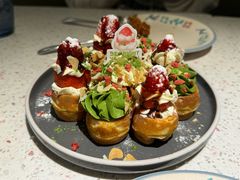 草莓忌廉华夫饼-BE BRIGHT KITCHEN(正佳广场店)