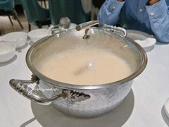 鼎级松茸锅-红雀围·海鲜火锅(陆家嘴中心店)