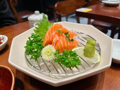 -8PINTS八品脱·日料·烧鸟·精酿小酒馆(莘庄店)