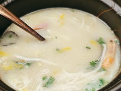 云南过桥米线-云海肴云南菜(曲江大悦城店)
